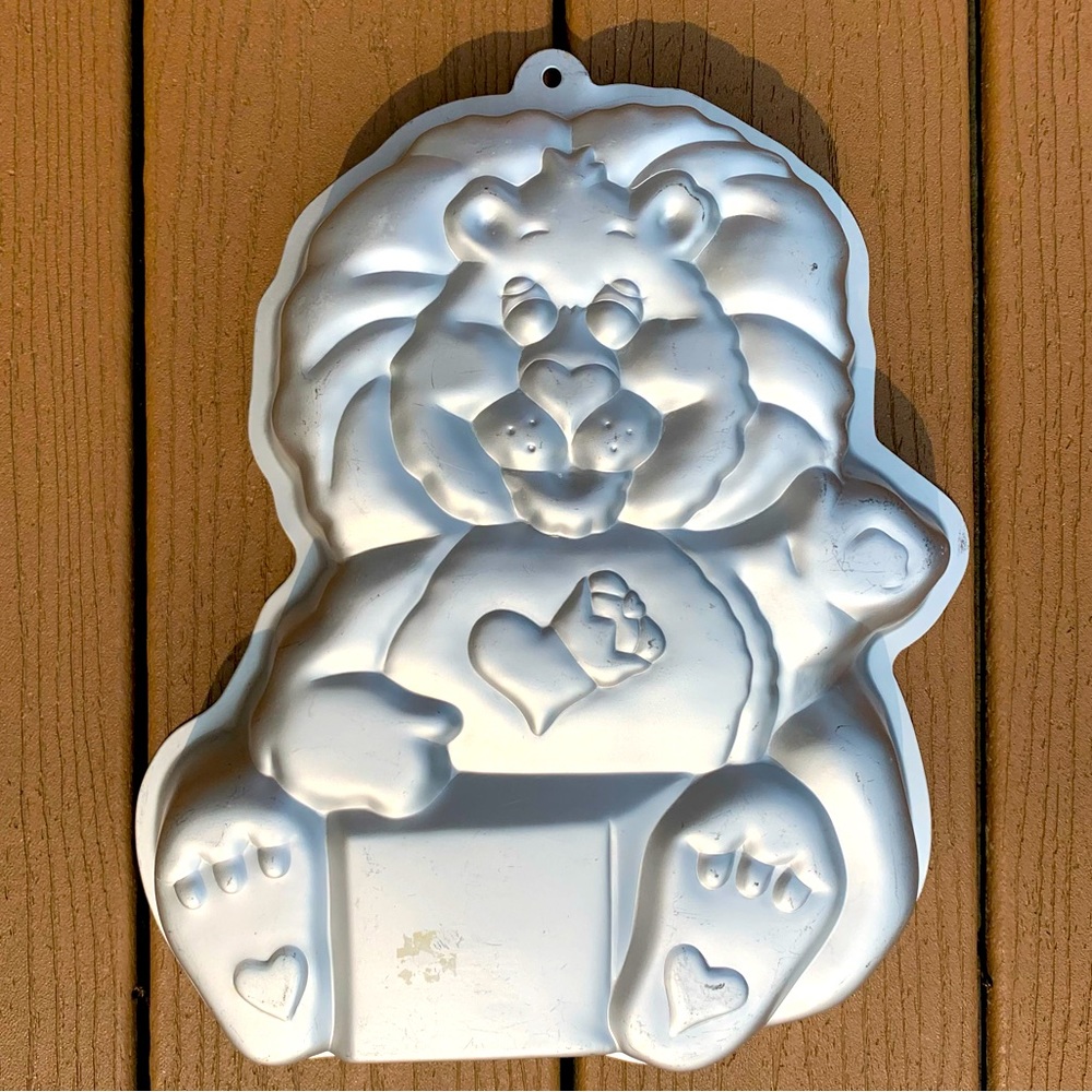 WILTON CAREBEARS BRAVE HEART LION 2105-3197 VINTAGE CAKE PAN 1984
